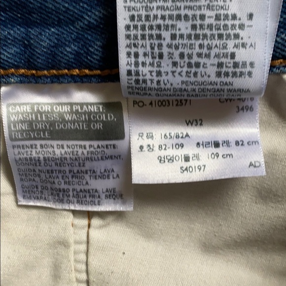 Levi’s 501 shorts, Size 32 - Picture 5 of 5